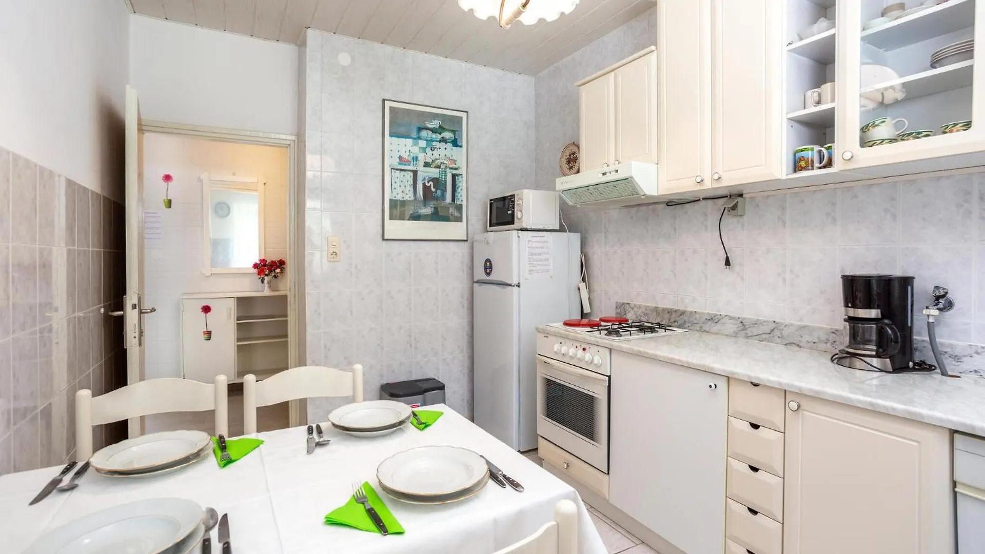 Beautiful Apartment In Silo With Wifi